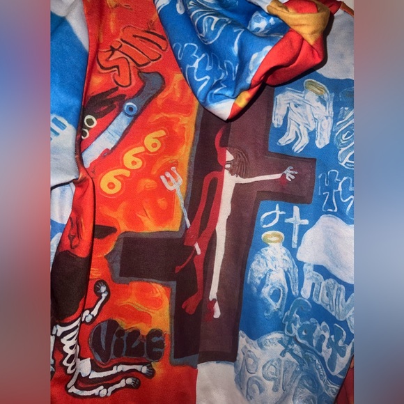 Heaven 😇or Hell👹 hoodie size M - Picture 2 of 13